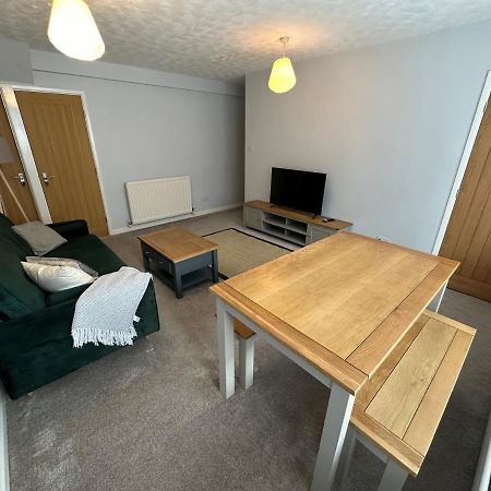 Cosy, 2 Bedroom Cottage In Guisborough Town Centre Екстер'єр фото