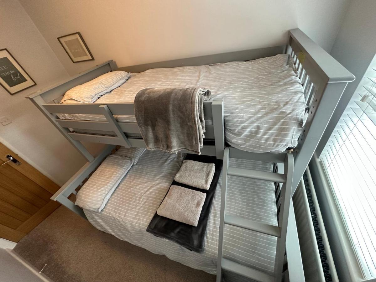 Cosy, 2 Bedroom Cottage In Guisborough Town Centre Екстер'єр фото