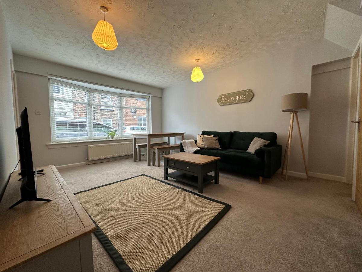 Cosy, 2 Bedroom Cottage In Guisborough Town Centre Екстер'єр фото