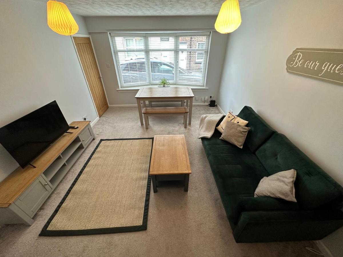 Cosy, 2 Bedroom Cottage In Guisborough Town Centre Екстер'єр фото